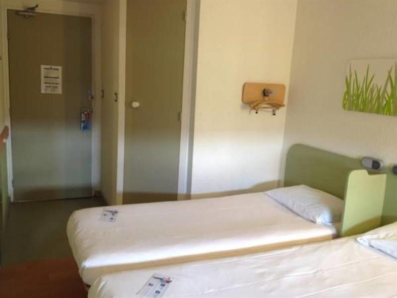 B&B Hotel Cergy П'єррле Екстер'єр фото